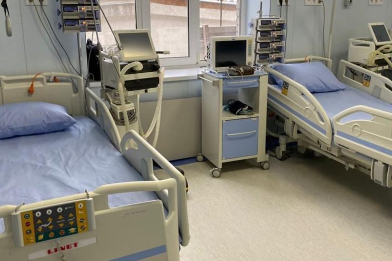 У Херсоні двом лікарням дозволили списати 6 авто та ряд обладнання