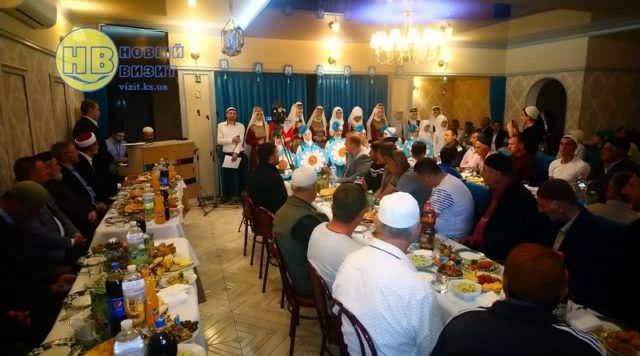 Ифтар для мусульман Генического района посетил Верховный Муфтий Украины