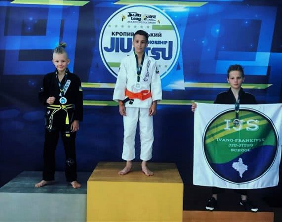 Аниканов завоевал серебро всеукраинского чемпионата по БЖЖ