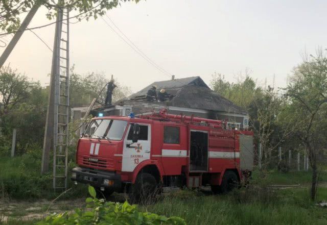 В Каховском районе горел жилой дом