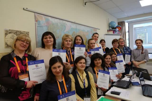 Педагоги Херсонщины поделились опытом с коллегами со всей Украины