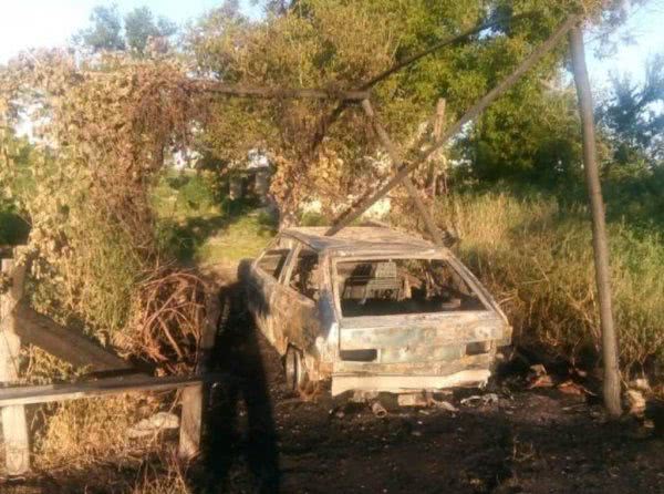 В Олешківському районі горів легковий автомобіль