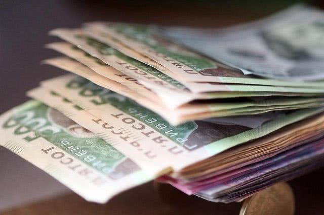 Долларовая зарплата в Украине ниже, чем в половине стран СНГ