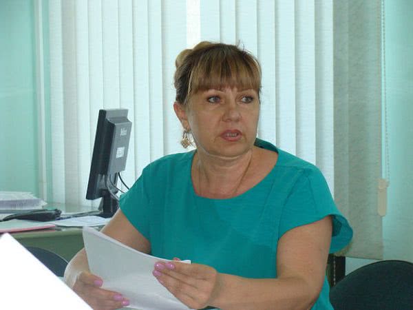 Наталья Молнар будет помогать "Слуге народа"