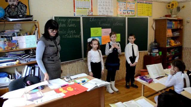 Что ждет русскоязычные школы Украины: появилось официальное разъяснение