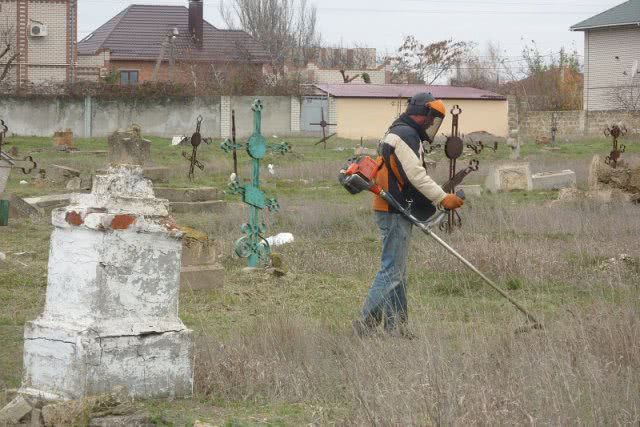 Большая зачистка херсонских кладбищ в разгаре