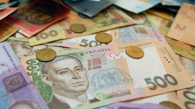 В Украине начали выплачивать доплаты к пенсиям: что нужно знать