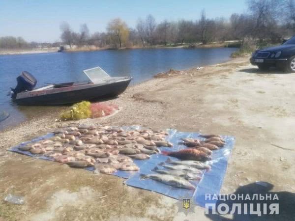 Водные полицейские Херсонщины обнаружили нарушителей нерестового запрета