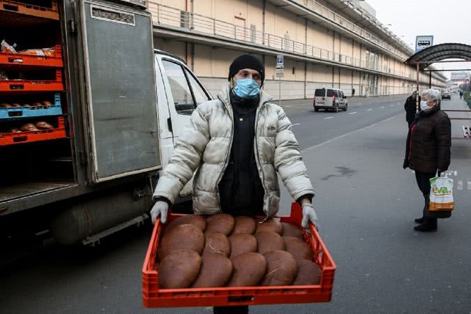 А денег все меньше: смогут ли украинцы купить продукты во время карантина