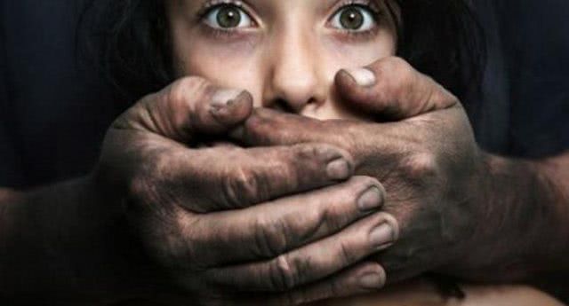 На Херсонщине будут судить отчима за изнасилование несовершеннолетней падчерицы