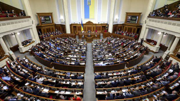 В Украине предлагают ввести смертную казнь за коррупцию среди депутатов