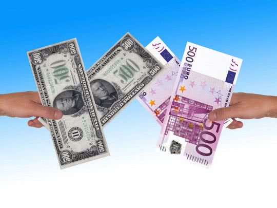 Евро дорожает быстрее доллара: чего ждать на следующей неделе