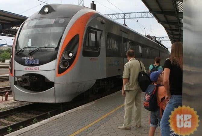 С июня в Украине запускают еще 12 поездов: список маршрутов