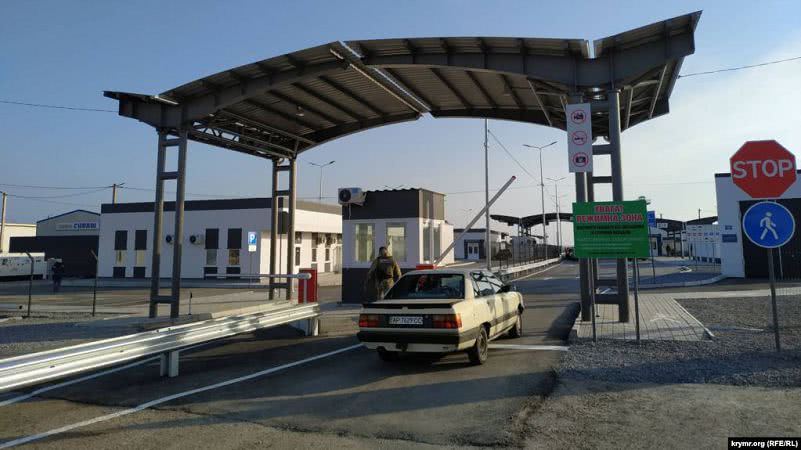 Пассажиропоток на админгранице между Крымом и Херсонщиной не увеличился, – ГПСУ