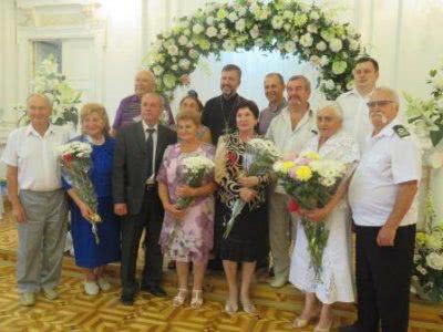 У Херсоні п’ять пар відсвяткували «Золоте весілля»