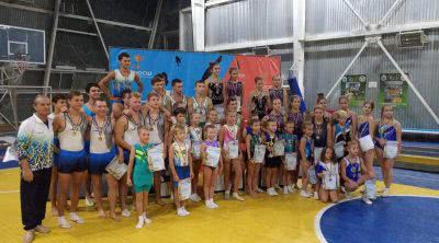 У Генічеську відбувся Кубок України і Всеукраїнські змагання зі стрибків на акробатичній доріжці