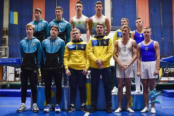 До Херсона повернулися бронзовими призерами з командного чемпіонату України зі стрибків на батуті випускники спортивного коледжу