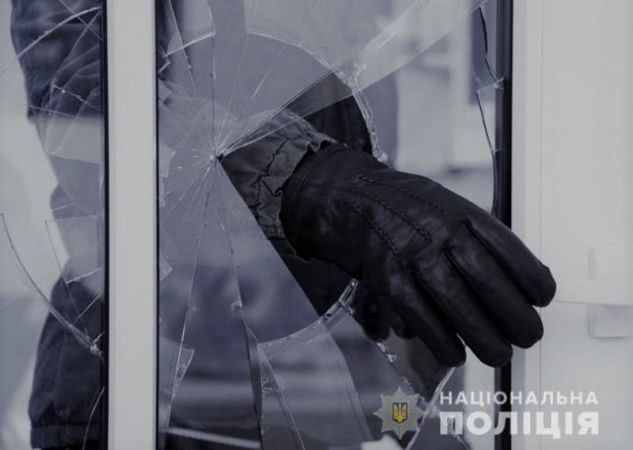 Херсонские полицейские задержали серийного вора из магазинов