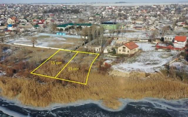 Ирина Семенчева продает за 2 миллиона гривен участок на берегу Днепра в поселке Антоновка