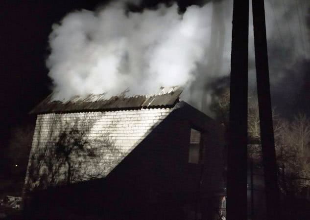 В Крынках горела двухэтажная дача