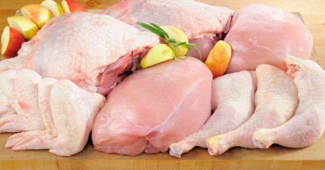 В Украине могут запретить продажу курятины