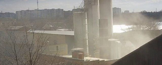 Небезпечне сусідство: херсонці проти роботи заводу "Подрібнювач"