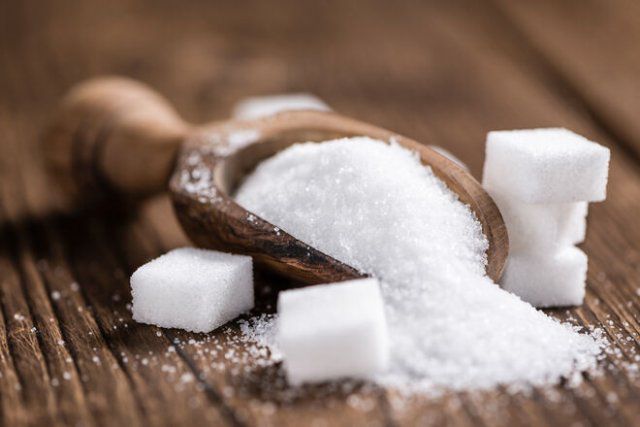 В Украине рухнут цены на сахар: названа причина и сроки