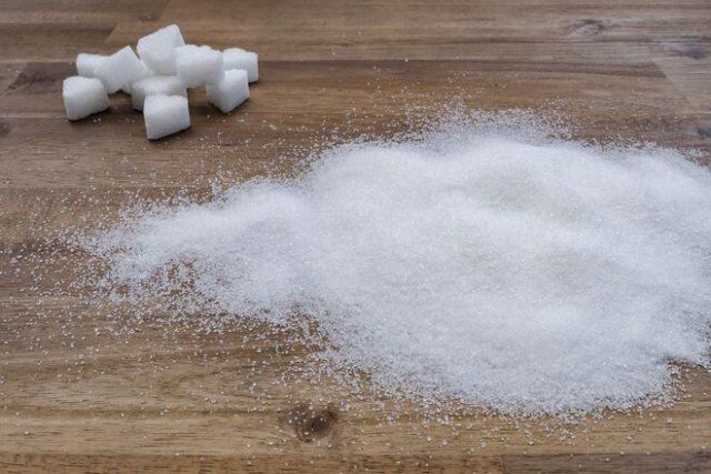 На украинских прилавках станет в 13 раз больше импортного сахара