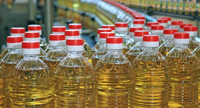 Экспорт подсолнечного масла из Украины ограничат: Аграрии подписали меморандум
