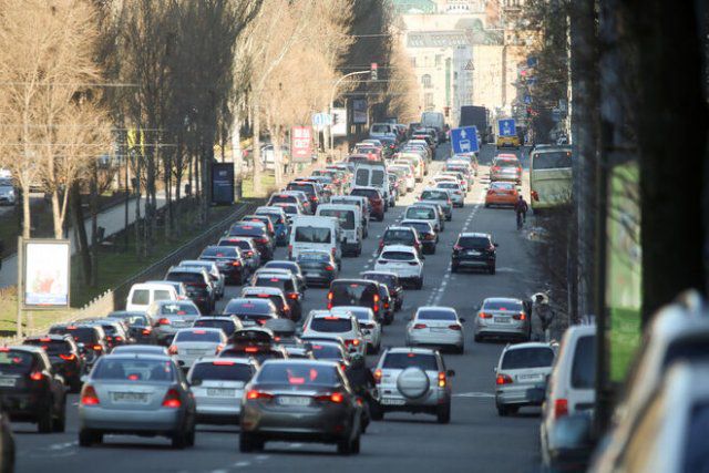 Законы о растаможке евроблях за €1000 вступили в силу: автоюристы указали на проблему