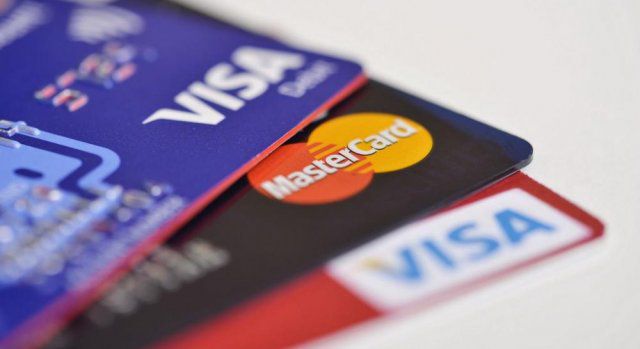 Приват, Моно и Ощад: новшество моментально скажется на владельцах банковских карт