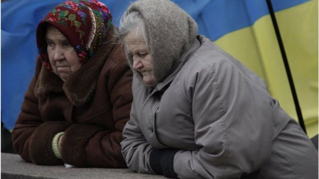 Кому и на сколько могут урезать пенсию: украинцам дали пояснение