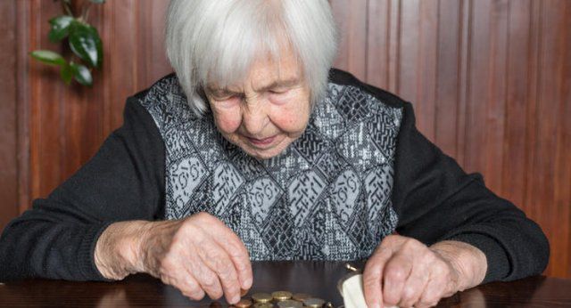 Индексация пенсий работающим пенсионерам в Украине: Кто сколько получит