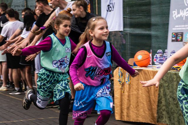 В Железном Порту на Херсонщине проходит Фестиваль минибаскетбола