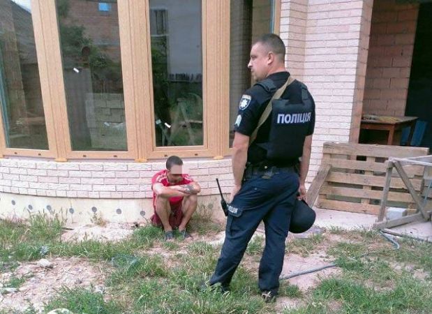 В Херсоне полицейские охраны задержали мужчину, который проник в нежилой охраняемый дом