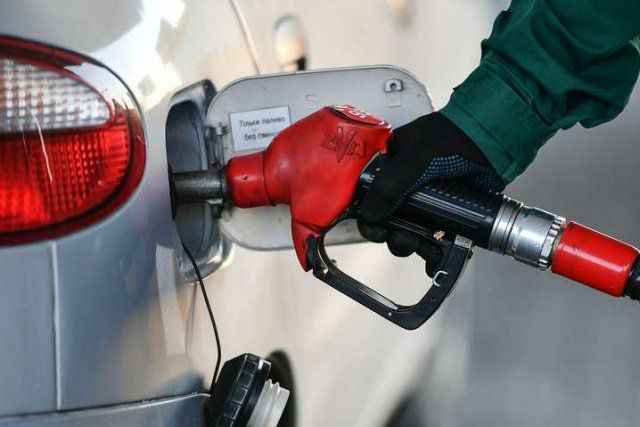 Свежие цифры с АЗС: что происходит с ценами на бензин дизтопливо