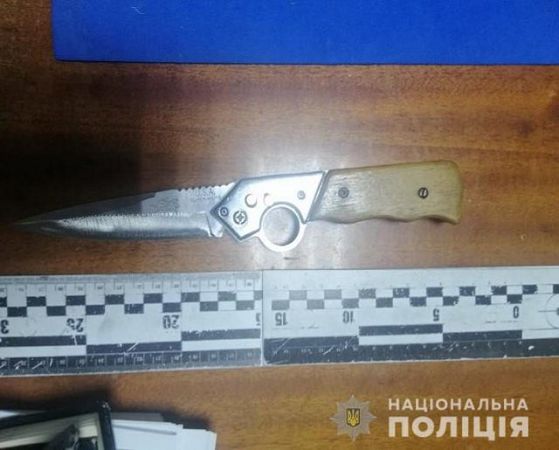 Новокаховские полицейские задержали мужчину за попытку убийства бывшего коллеги