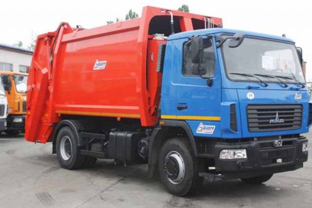 Каховские коммунальщики хотят приобрести у Беларуси мусоровоз