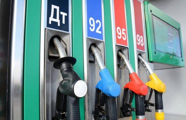 Максимальные цены на бензин и дизель в Украине повысили: в Кабмине показали новые цифры