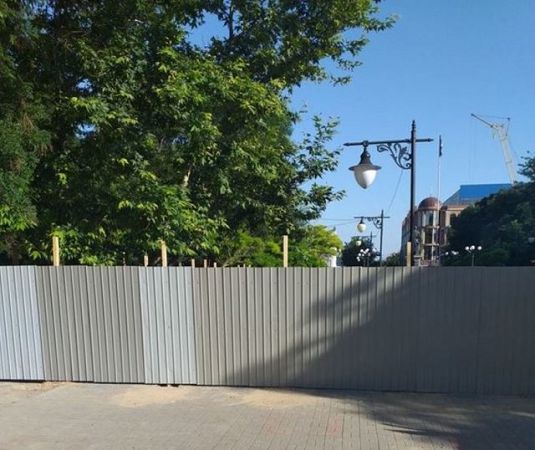 В Херсоне начались работы по благоустройству парков