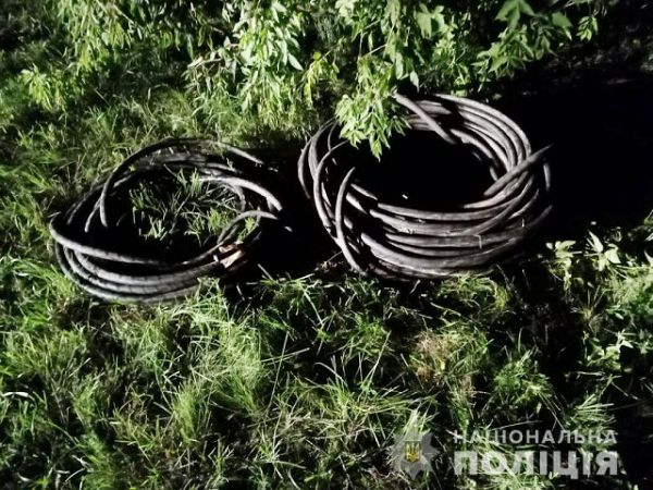Высокопольские полицейские задержали группу подозреваемых в кражах телефонных кабелей