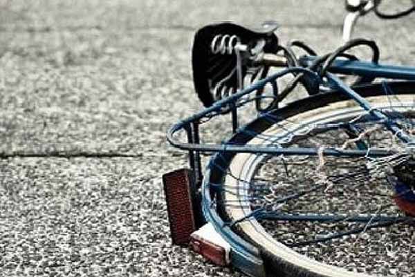 Велосипедист скончался в движении на Херсонщине