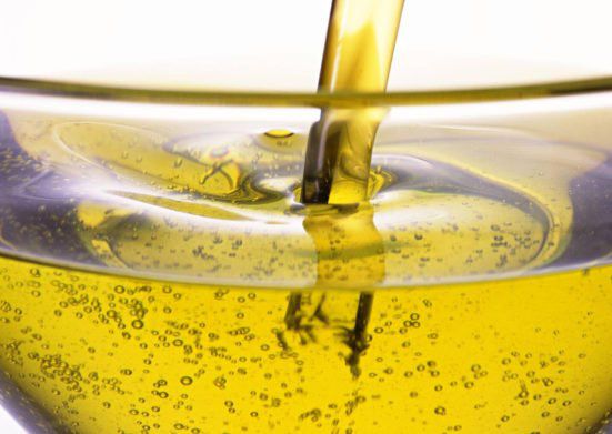 Цены на подсолнечное масло снова выросли: когда украинцам ждать снижения стоимости продукта