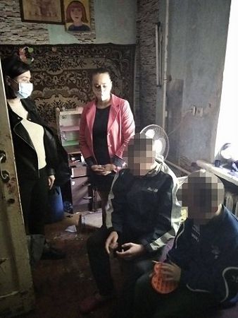 Чергове відвідування родини в Дніпровському районі завершилось вилученням дітей