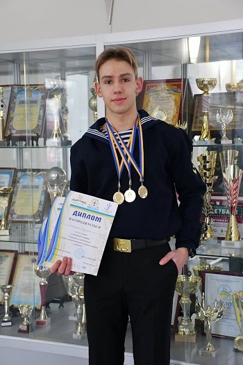 Курсант Херсонської державної морської Академії став кращим в Україні в спортивному орієнтуванні