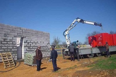 Інженера з технагляду на будівництві амбулаторії в Дар’ївській громаді звинувачують в незаконній діяльності