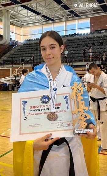 Дівчина з Нової Каховки - призерка Кубку Світу з Кіокушин Карате