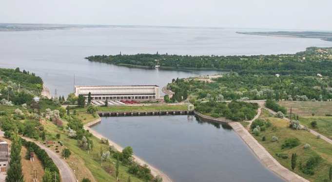 Вид на головну насосну станцію Каховського магістрального каналу. Фото: esu.com.ua 