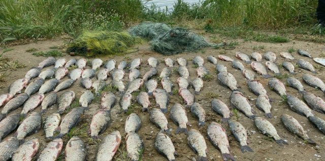 На воді Херсонського районного управління поліції затримано двох правопорушників