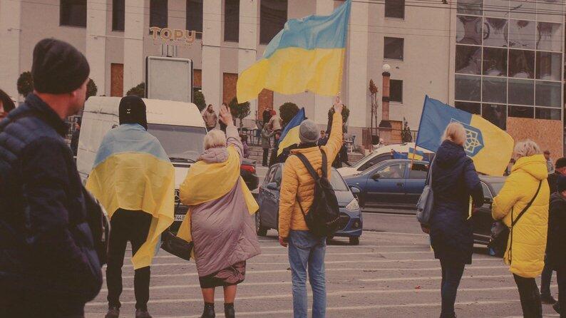 В Івано-Франківську відкрили фотовиставку бійця ЗСУ Антона Балана про перші дні деокупації Херсона